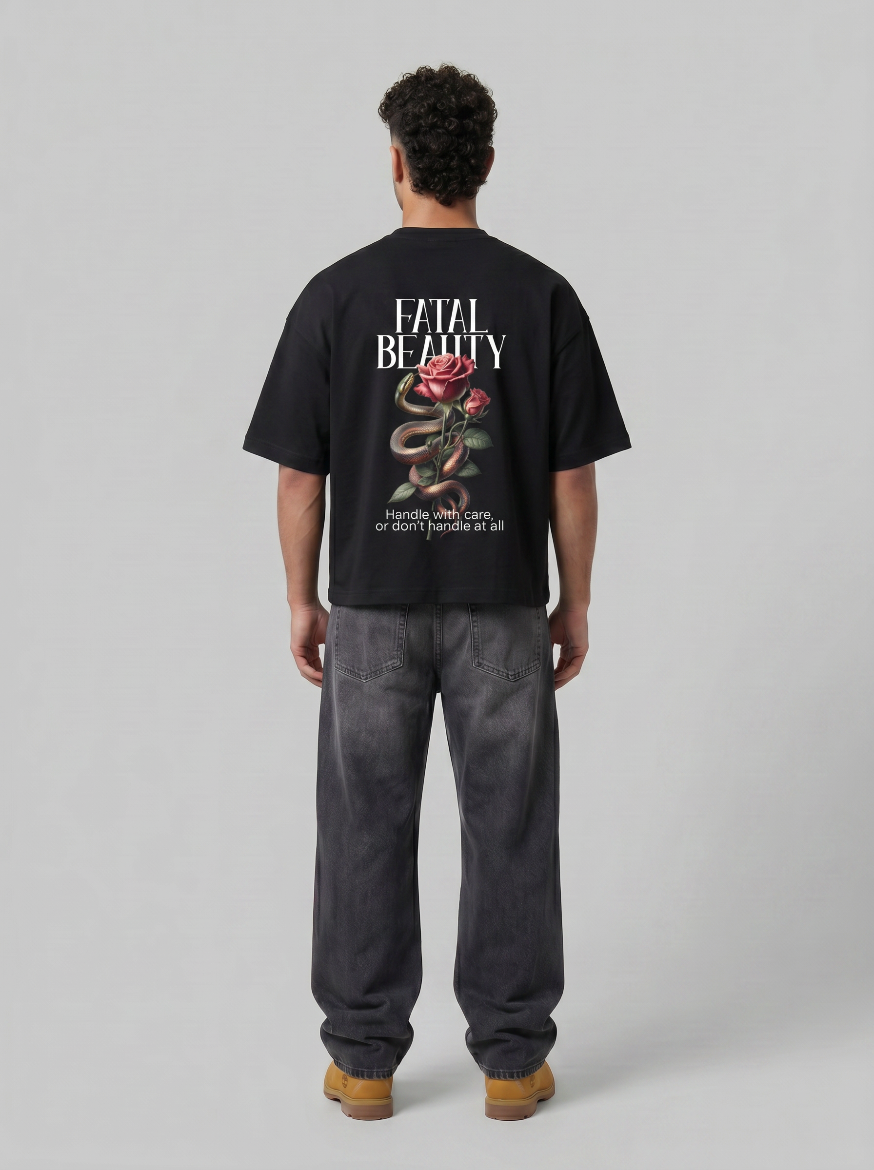 T-shirt fatal beauty Black