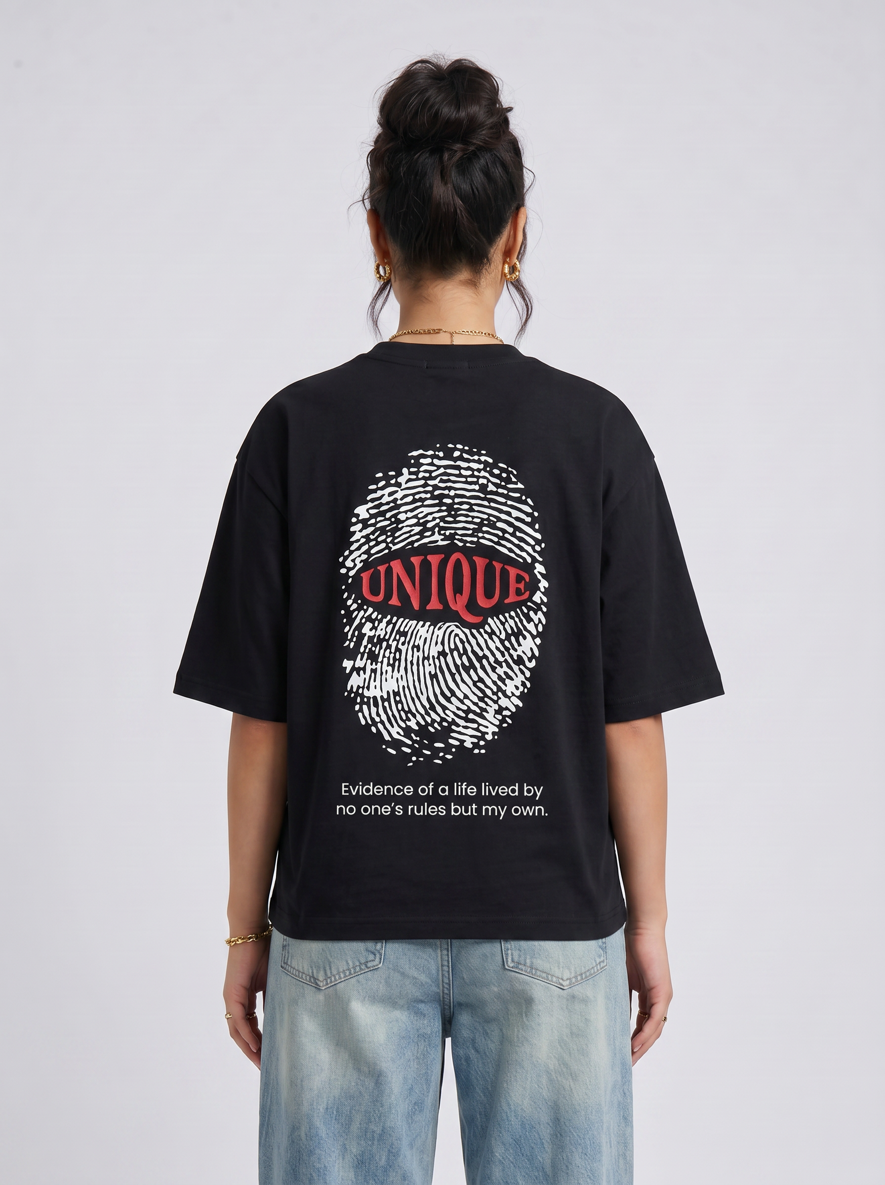 T-shirt black unique