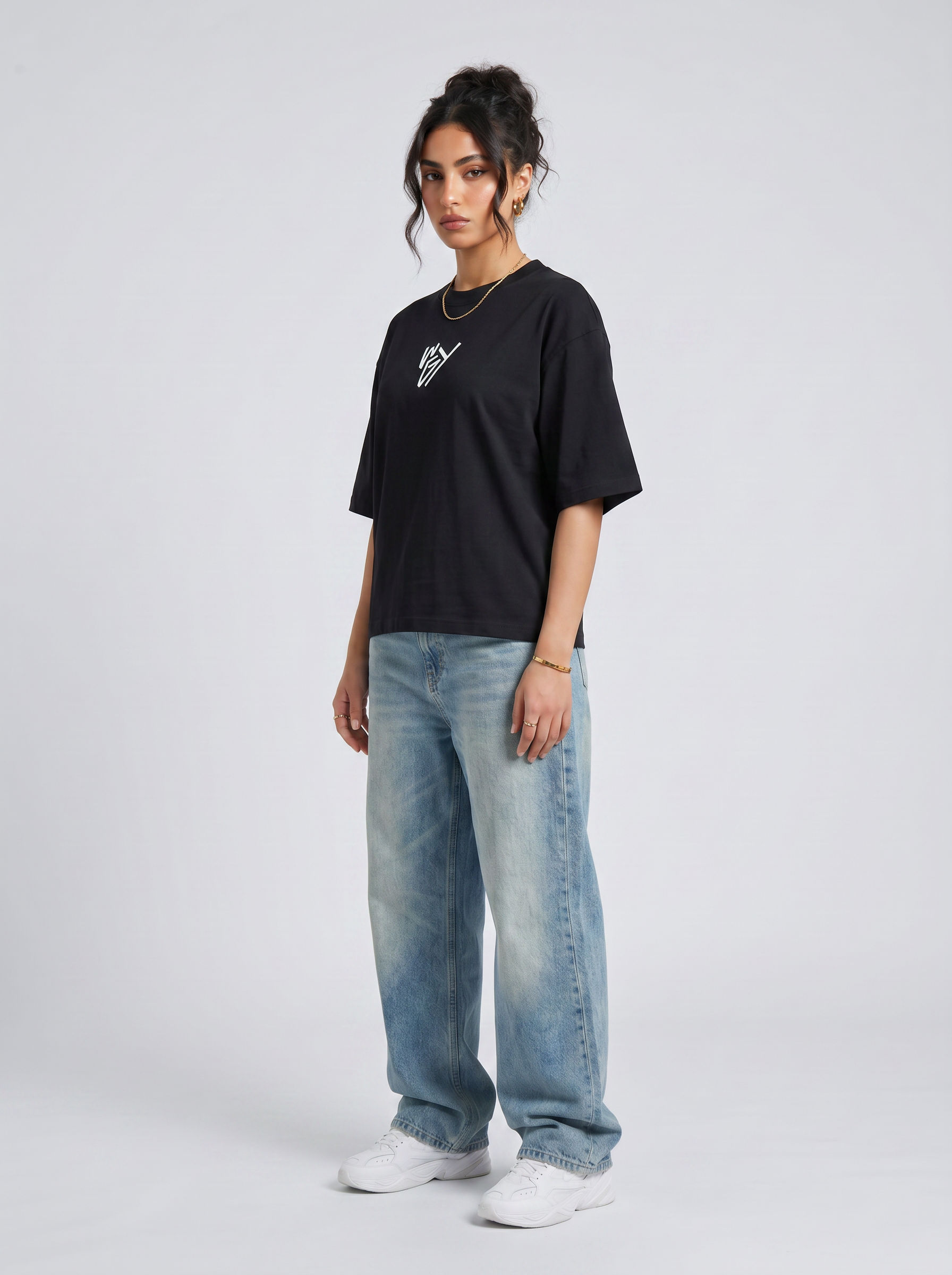 T-shirt black unique