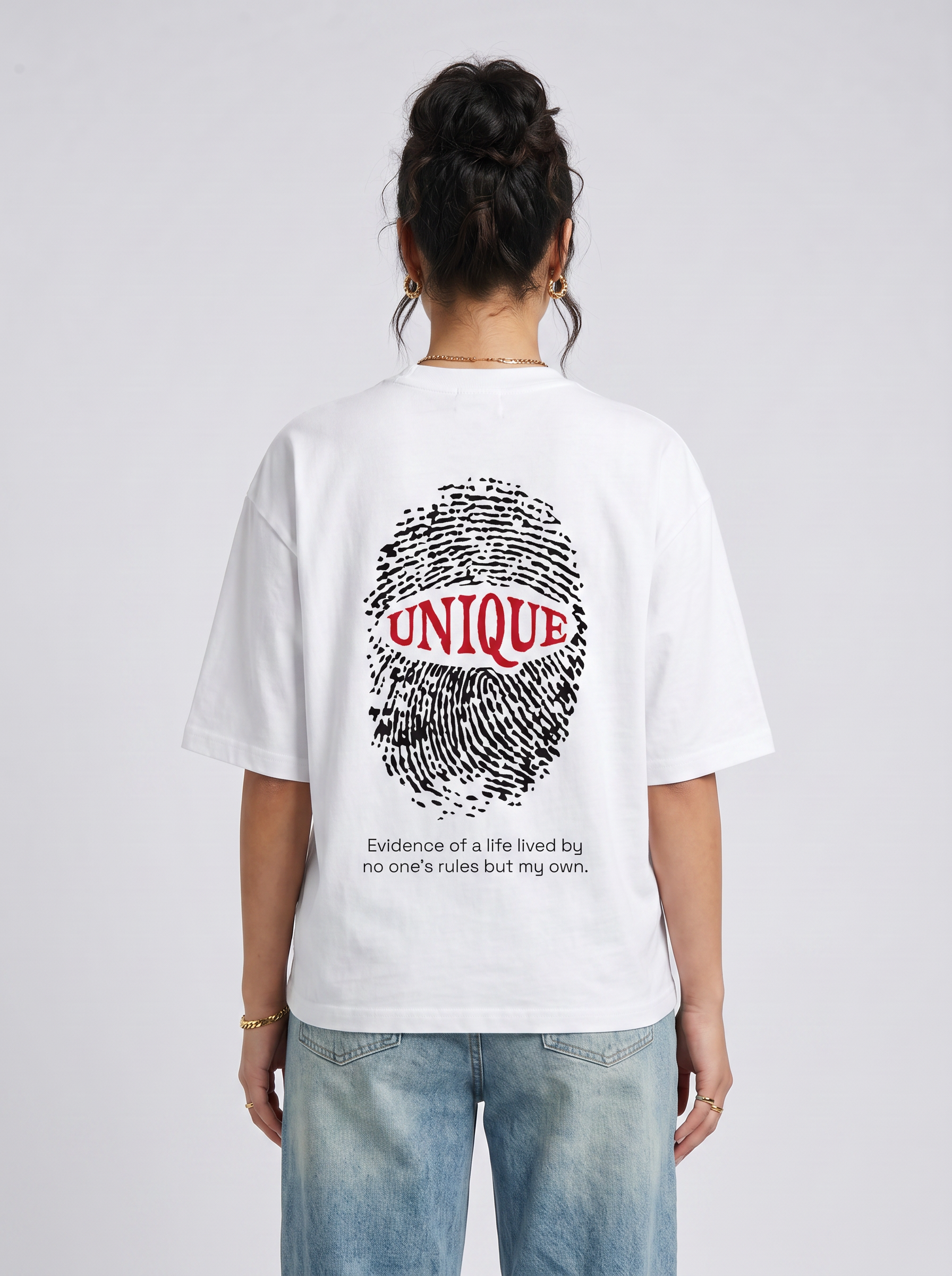 T-shirt white unique
