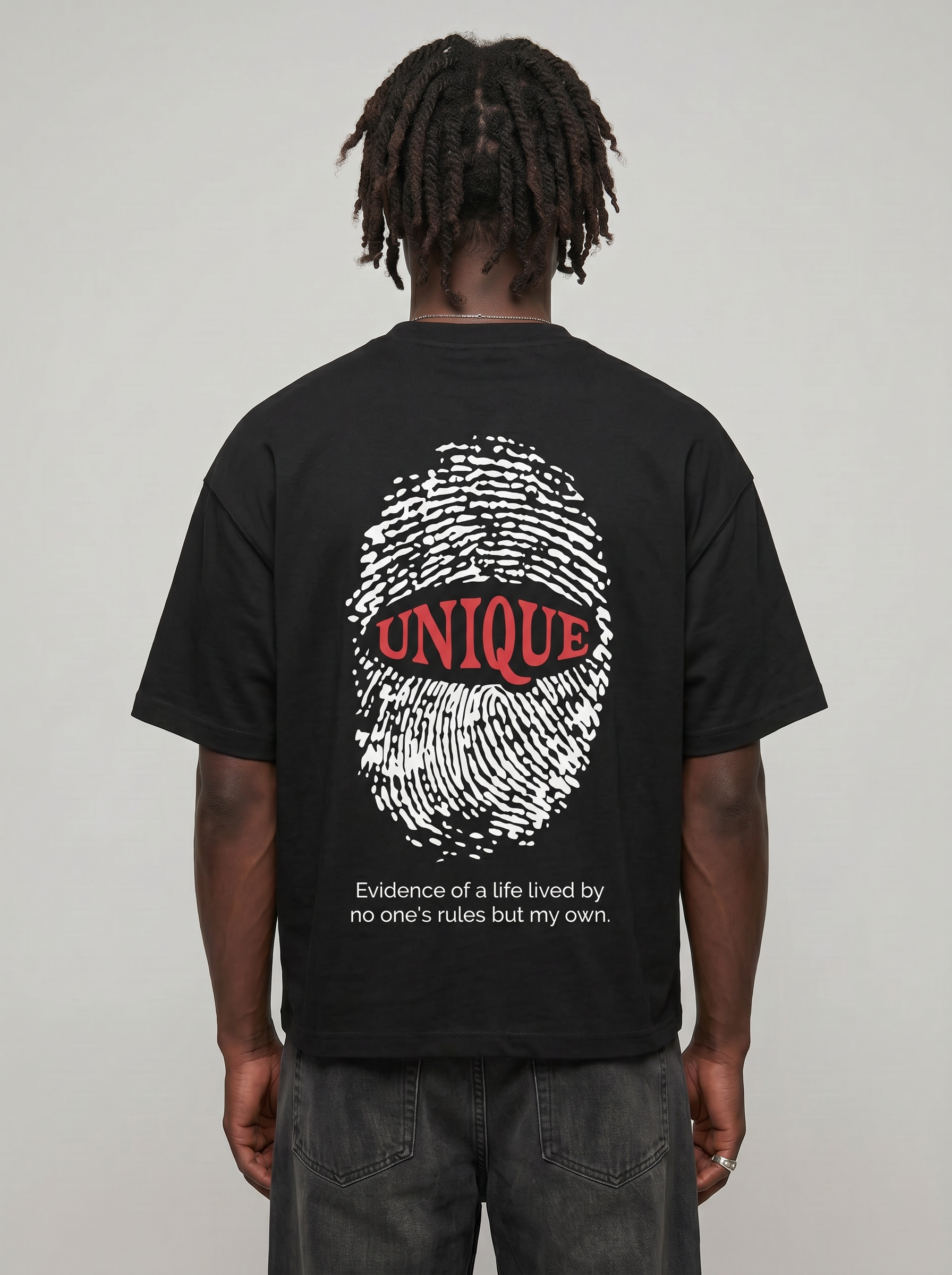 T-shirt unique black